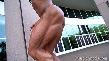 Hunter Henderson ​MuscleAngels.com