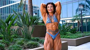 Jane Akarapreecha ​MuscleAngels.com